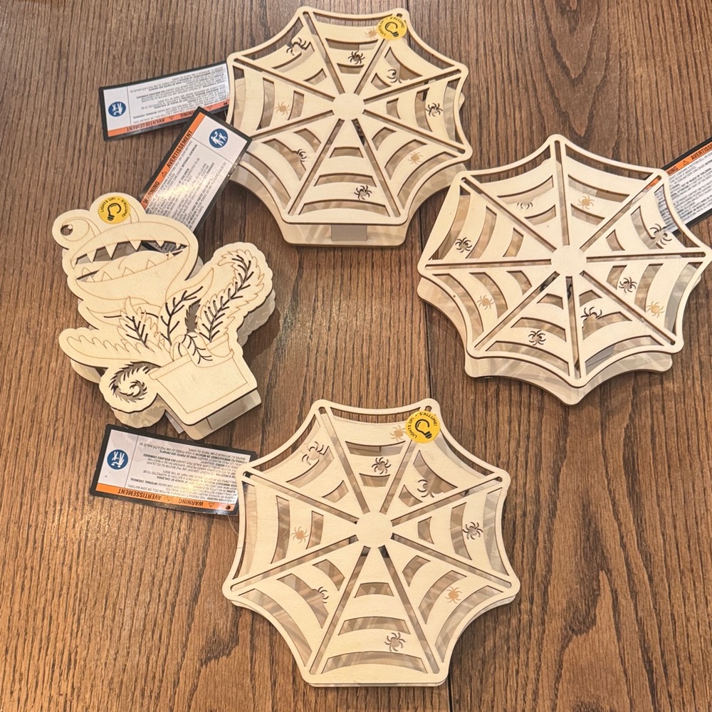 Wooden Spider Web and Plant Puzzle Set